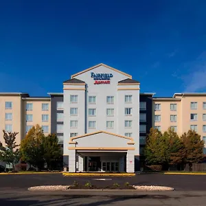Fairfield & By Marriott Liberty International Airport Hotel Newark